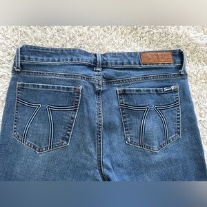 Seven7 Classic Indigo Jeans